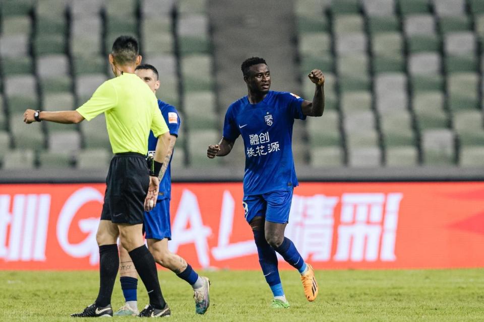 亚特兰大窗口期官宣签约武汉三镇调整名单备战西甲，网友：风云突变拜仁慕尼黑集结日伤情更新的简单介绍星空官网