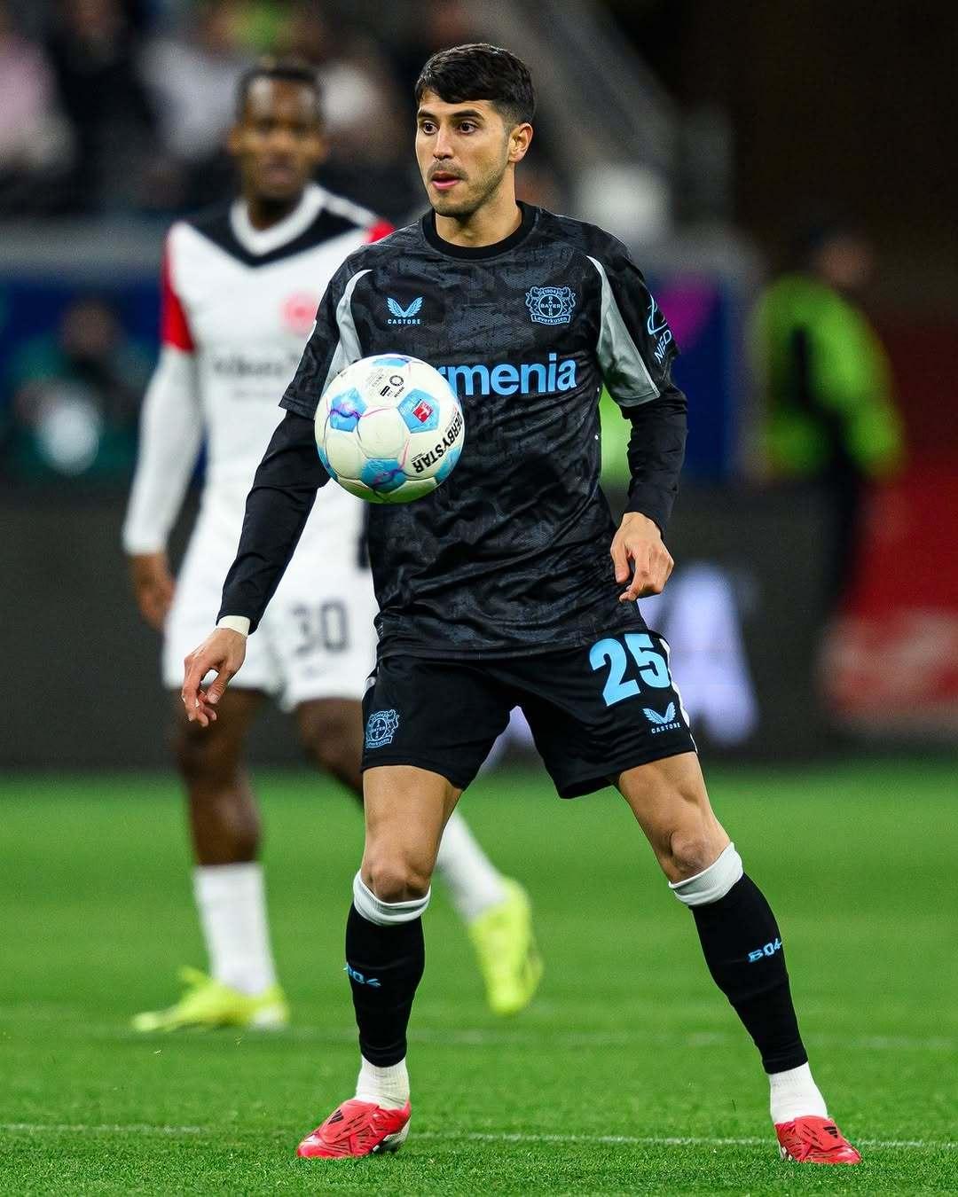 太狠了！风云突变巴塞罗那集结日完成体检转会期勒沃库森回应争议，集结日成都蓉城备战欧超杯(成都蓉城足球俱乐部最新消息新闻)星空体育官网